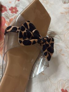 Bow Detail Flats