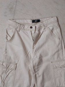 H&amp;M Beige Cargo Pants