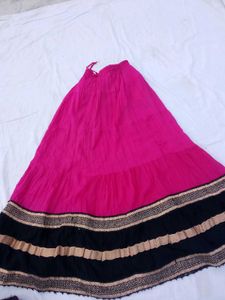 Barshana Cholii Long