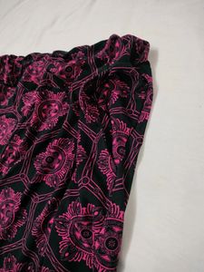 Patterned Flare Leggings