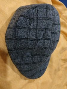 Gray Plaid Driving Cap