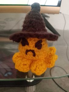 Crochet Squid Octopus With Hat .