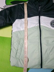 Brand New Kids Jacket 🧥 (Upto 3 Years)