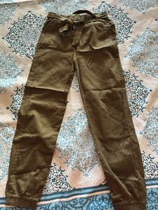 Bottle green Cotton Trousers For Girls