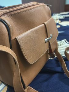 Vintage Brown Shoulder Bag 💼