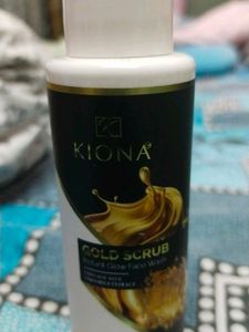Kiona Gold Scrub Face Wash