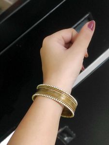 ✨ Stylish Golden Bangles✨
