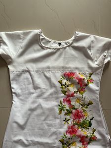 Women White Floral Straight Kurti