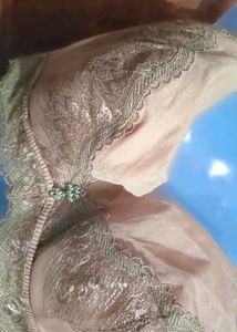 Light Padded Lace Detail Bra