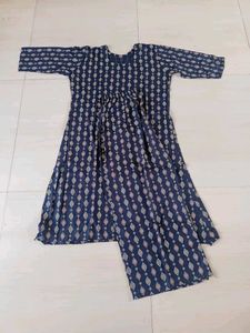 Stylish Printed Kurta Set 💙