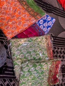 4 Combo Saree With No Blouse