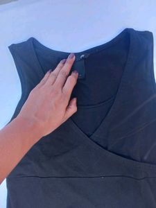 H&amp;M Black Sleeveless Top