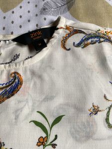 woman t shirt