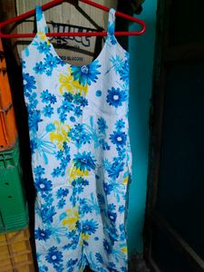 Sleevless kurta💙