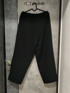 Black Flared Pants 🖤