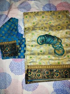 Saree🤩