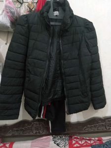 stylish Black Puffer Jacket fully 🥵 warm