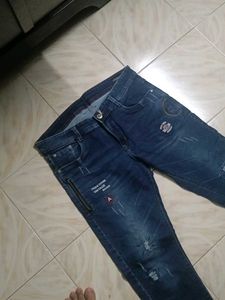 Stylish Distressed Denim Jeans