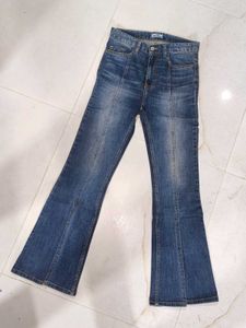 STYLISH BOOTCUT GIRL