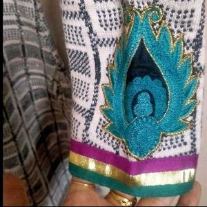 Elegant woollen Kurta Set