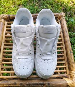 Nike Air Force 1 Triple White – Size 6