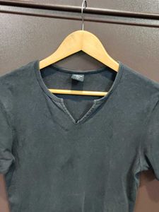 Casual Black T-Shirt