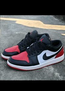 Nike Air Jordan 1 Low Bred Toe 2.0 Sneakers