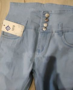 ZARA Slim Fit 1975 Basics Jeans High Wasted