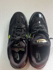 Nike Black Sneakers