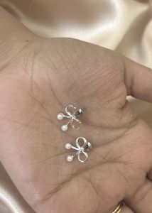 Bow Pearl Earrings