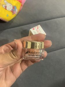 It’s New Not Used Astaberry Plumping Lip Mask