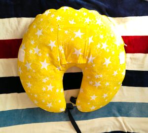 Feeding Pillow