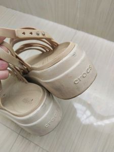 Crocs Brooklyn Strappy Wedge