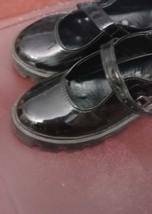 Mary Jane Style Shoes