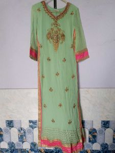 Elegant Embroidered Kurta Set