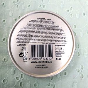 NIVEA Men Dark Spot Reduction Creme