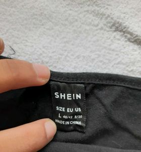 Shein : Sleek Black Tank Top