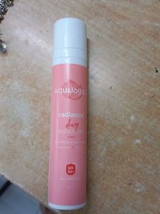 Aqualogica Radiance Dewy Sunscreen