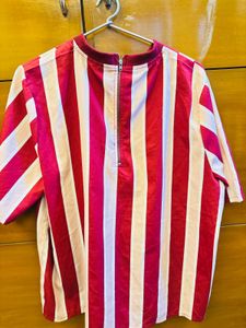 Striped Women&#39;s Top