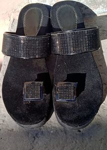 Velvet Flip-flop Heals Sleeper