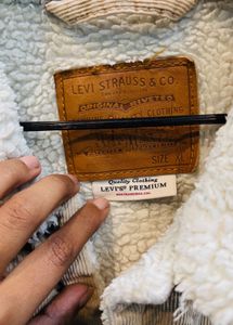 🇬🇧 Levi&#39;s Imported Corduroy Sherpa Jacket