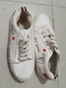 Pretty Shoes For Woman