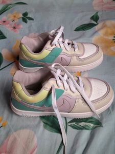 Sports Shoes With Multi Color