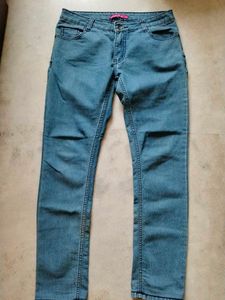 Light Wash Denim Jeans