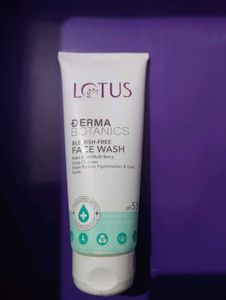 Lotus Derma Botanics Blemish Free Face Wash