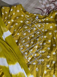 Anarkali With Chunni