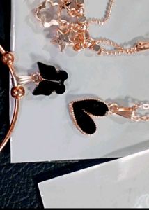Very Beautiful Small Jewellery Set