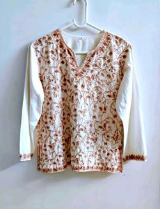 🤎 Embroidered Tunic
