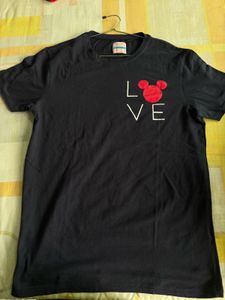 Mickey &#39;Love&#39; Tee