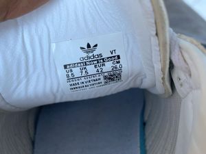 Adidas Samba Sneakers